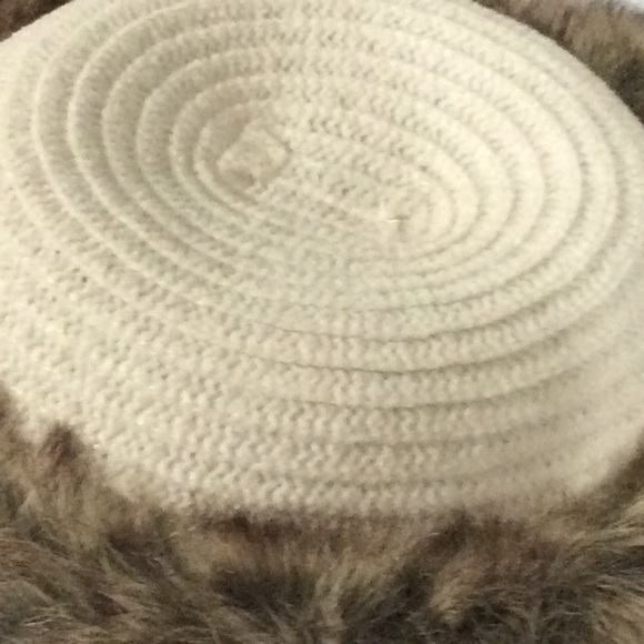 Jaclyn Smith Faux Fur Trimmed Hat & Ear Muffs - Picture 3 of 6